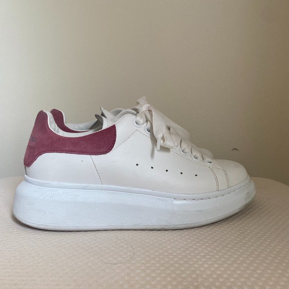 alexander mcqueen 5.5
